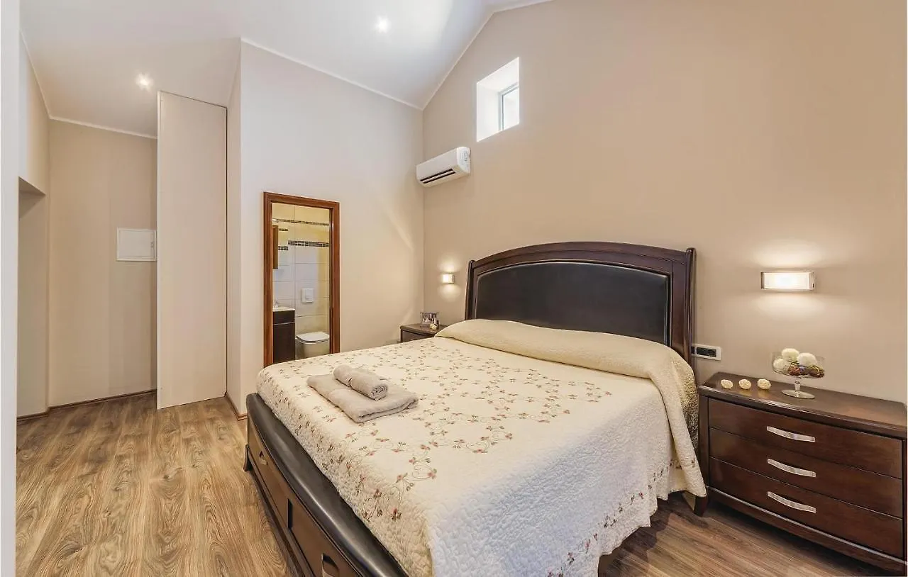 Amazing Home In Barban With Wifi 0*,  Croatia